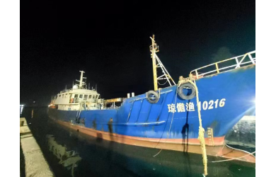 修造船公司龍年第一艘維修船舶成功上排姜守東書記要求向修造船公司學(xué)習(xí)
