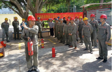物業(yè)公司開展2023年安全生產(chǎn)月消防演練活動